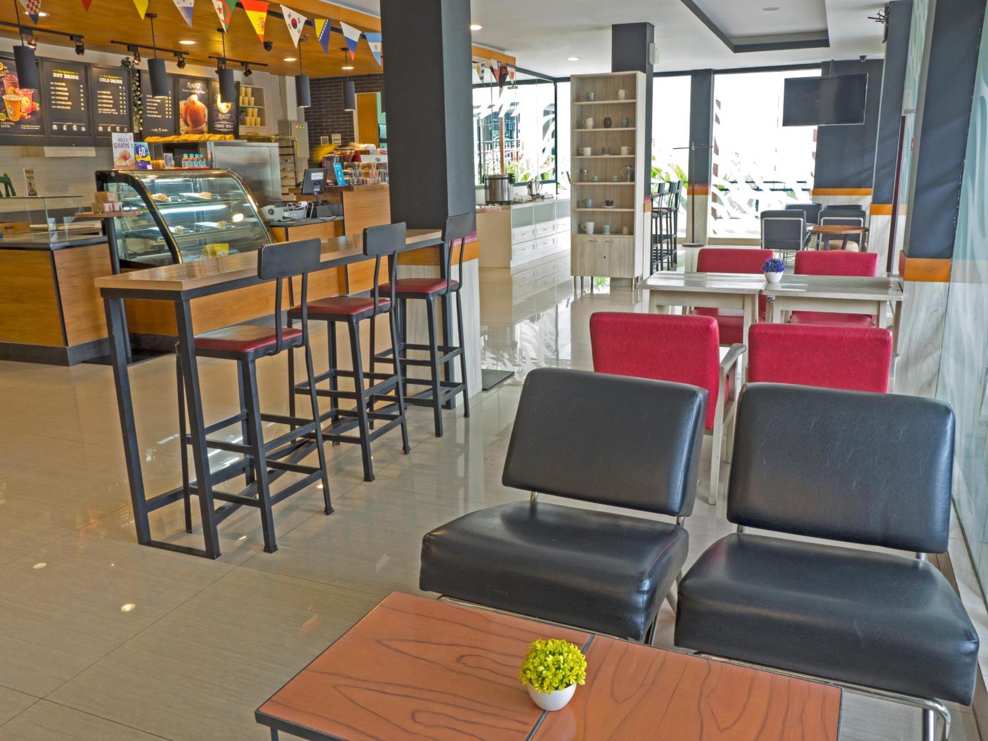 D'Primahotel Itc Mangga Dua Jakarta Exterior foto