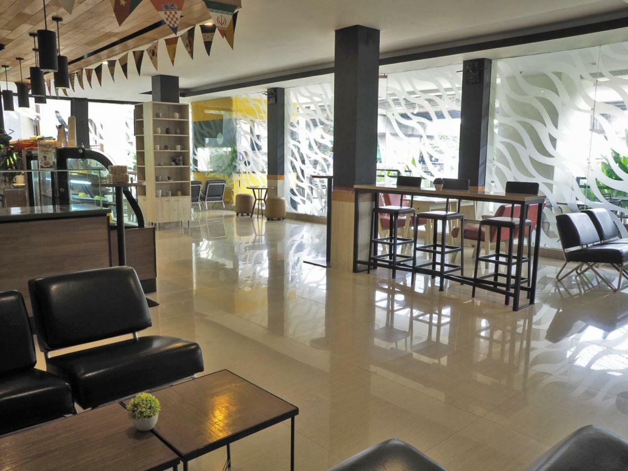D'Primahotel Itc Mangga Dua Jakarta Exterior foto
